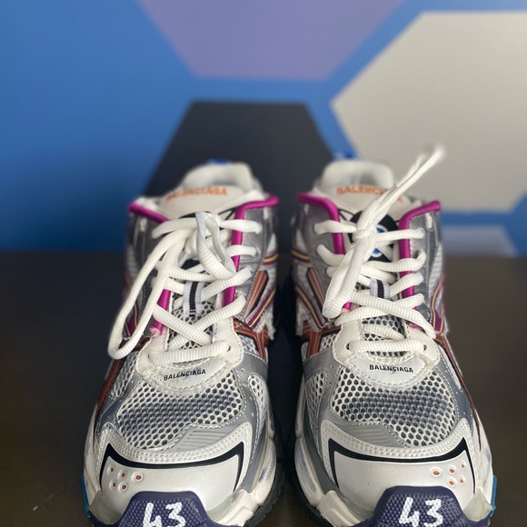 BALENCIAGA RUNNER In Multicolor - Picture 8 of 8